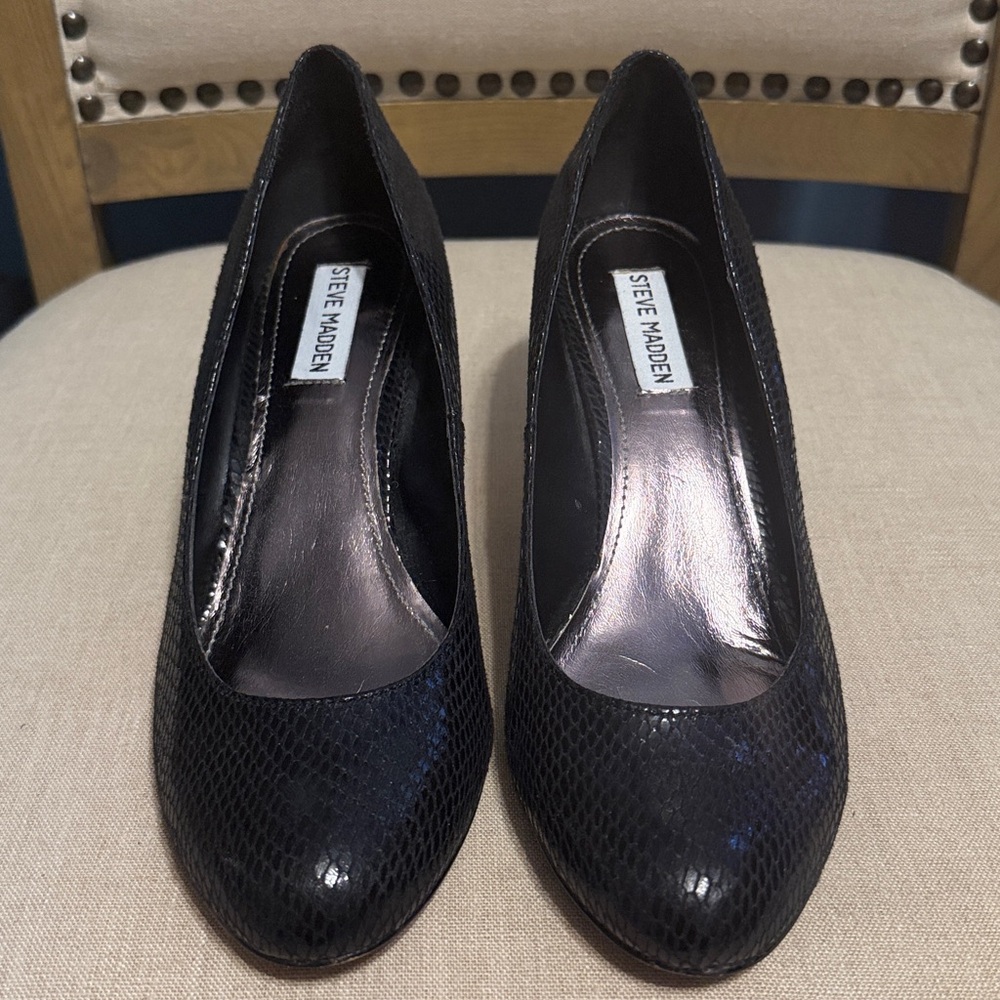 Steve Madden Black Faux Snake Skin Heels, Size 9M